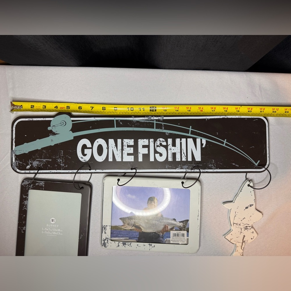 Gone Fishin' Metal Wall Decor with Photo Frame 21x14 Hold 2 Photos NWOT - Picture 4 of 13